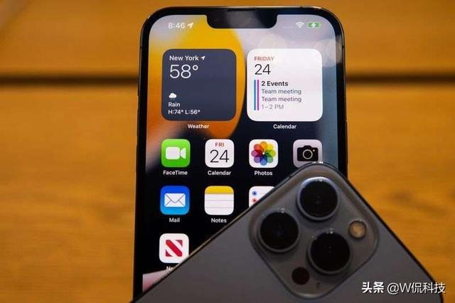 iPhone14配置曝光：不想用刘海屏就得多花钱？-第1张图片-易维数码