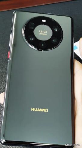 华为再次上线了Mate40 Pro+全新版本，价格下沉500元，是否更亲民了？-第4张图片-易维数码