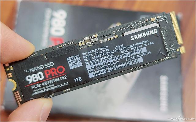 跨越巅峰！三星980 PRO SSD深度评测-第8张图片-易维数码