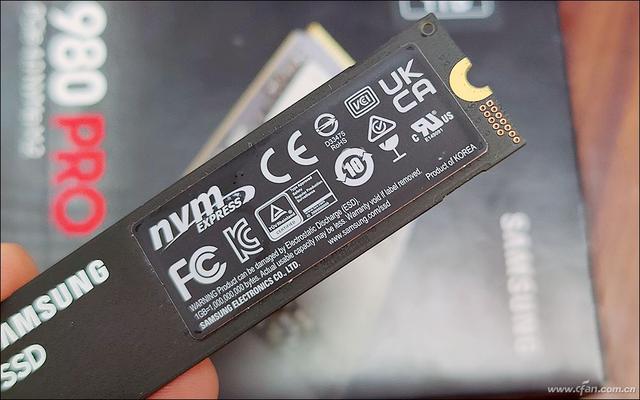 跨越巅峰！三星980 PRO SSD深度评测-第9张图片-易维数码