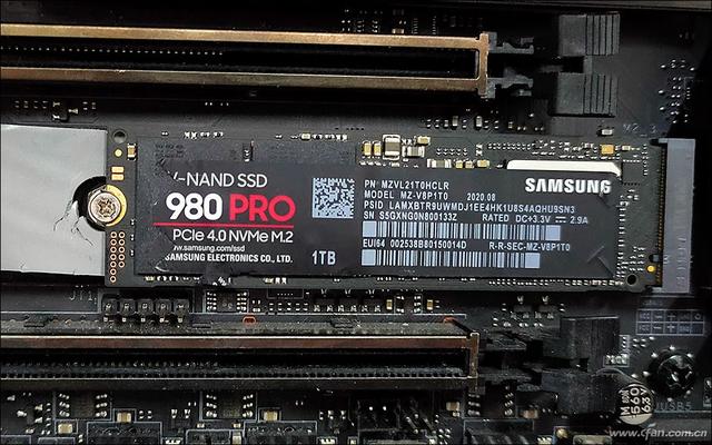 跨越巅峰！三星980 PRO SSD深度评测-第30张图片-易维数码