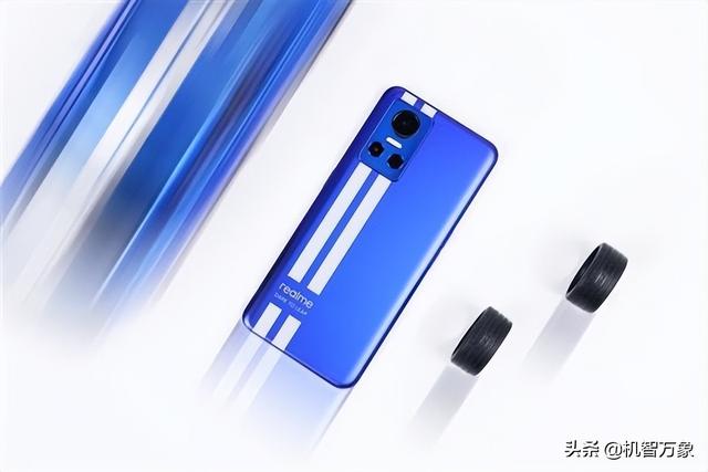 150W光速秒充霸榜手机行业 达人实测realme GT Neo3诠释100%好评-第1张图片-易维数码