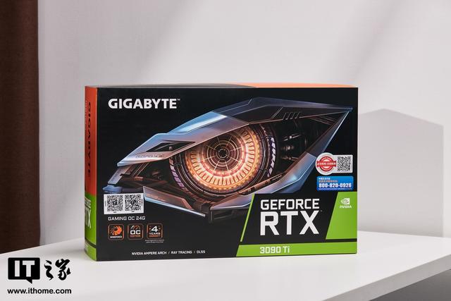 硬核低调的黑色悍将：技嘉 GeForce RTX 3090 Ti 魔鹰 24G 体验-第1张图片-易维数码