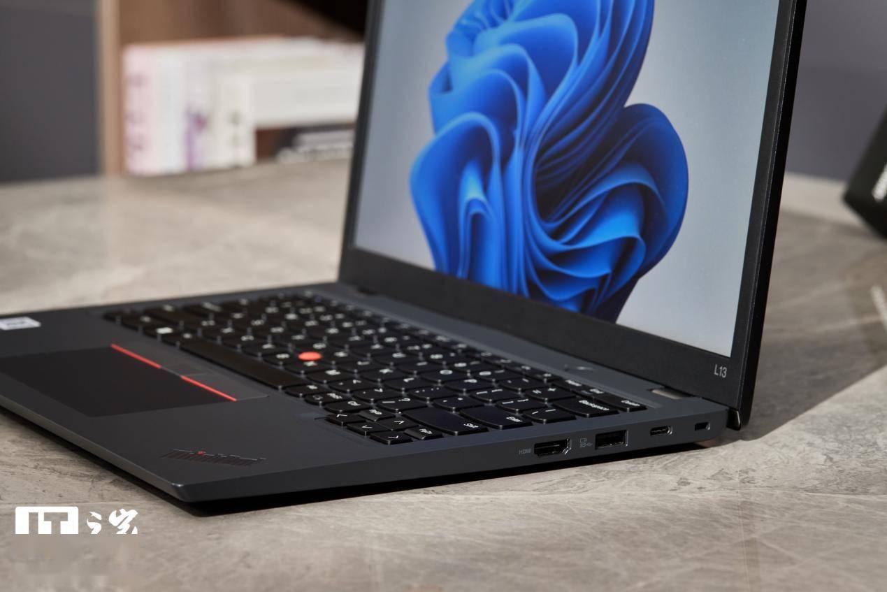 ThinkPad L13商用笔记本体验：小黑本经典设计，超值商用选择-第11张图片-易维数码